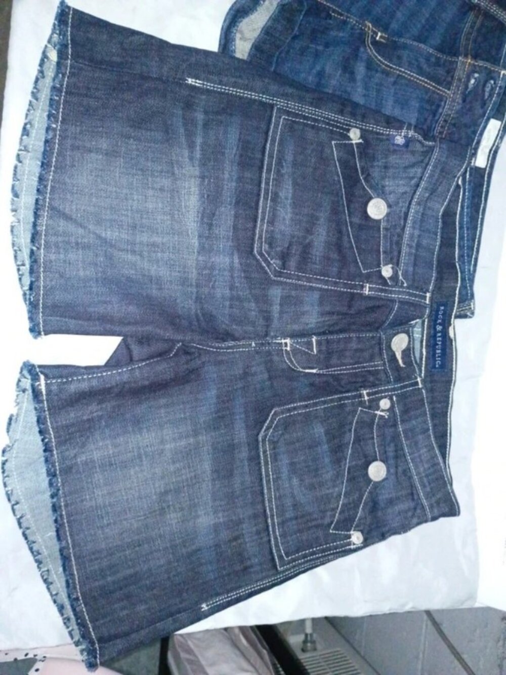 Rock & Republic Stinger Dark Wash Cutoff Denim Shorts Size 6 - Y2K Flap Pocket